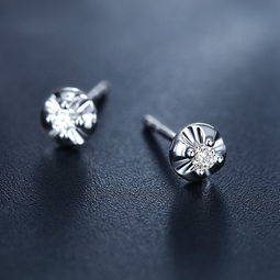 璀璨花蕊 CRD克徠帝18K金花蕊鉆石耳釘，點(diǎn)亮耳畔的永恒浪漫