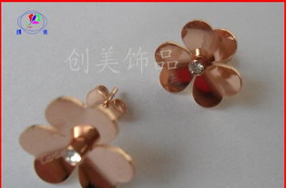 316L不銹鋼卡地亞耳釘批發(fā)與玫瑰金鈦鋼飾品價(jià)格全解析